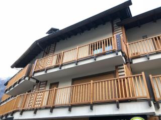 PETITE MAISON a 50 passi dalla funivia !!! - Courmayeur - 9