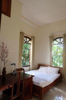 Moon house tropical garden - West side - Nha Trang - 4