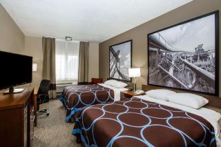 Super 8 by Wyndham Altoona - Altoona - 2