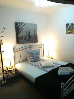 Royal Guest House II - Viersen - 8