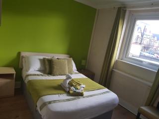 Kensington Hotel - Rhyl - 3