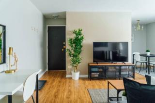 1BR Stylish Apartment, Perfect for Getaway - Oakdale 201 - Chicago - 6