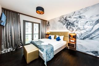 Best Western Plus Royal Suites - 5