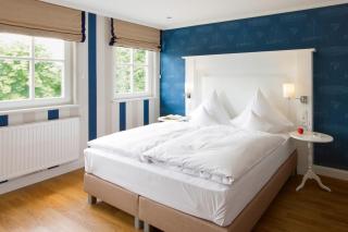 Tiemann's Hotel - 1