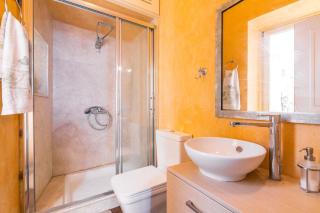 Mouragia Luxury Seaview Suite by Konnect - Città di Corfù - 3