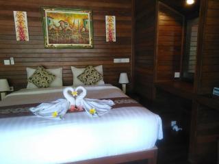 Gatri Hut - Nusa Lembongan - 4