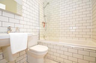 The Mews - 2 Bedroom Luxury, Spacious House With Free Parking - York - 6