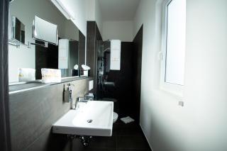 V Boutique Hotel Böblingen - 3