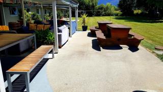Happy Apple Backpackers - Motueka - 0