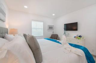 Modern apartment wking bed beach views - 3