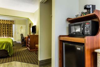 Quality Inn & Suites - Orangeburg - 1