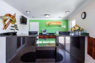Rodeway Inn Adelanto US 395 - Adelanto - 6