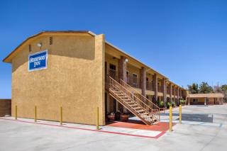 Rodeway Inn Adelanto US 395 - Adelanto - 9