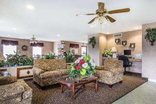 Quality Inn Andalusia - 2