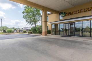 Quality Inn Andalusia - 0