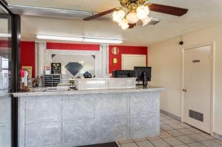Econo Lodge & Suites Brinkley - Brinkley - 5