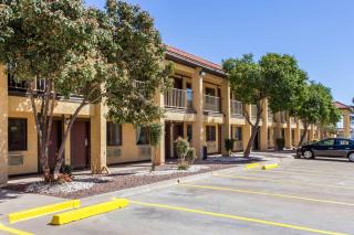 Rodeway Inn near Ft Huachuca - Sierra Vista - 8