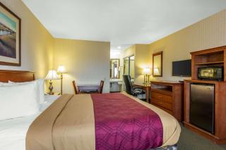 Econo Lodge Inn & Suites Riverside - Corona - 3