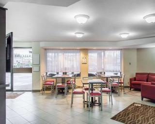 Comfort Inn - 7