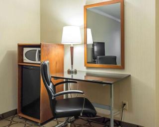 Comfort Inn - Pembroke - 5