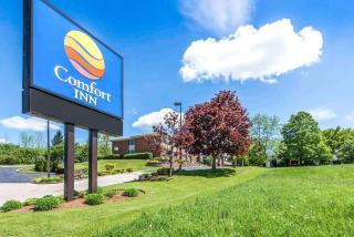 Comfort Inn - Owen Sound - 0