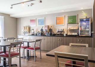 Comfort Inn Sherbrooke - Sherbrooke - 4