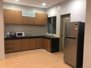 Meena's Apartment @ The Quintet - 5