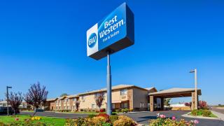 Best Western Inn & Suites - 5
