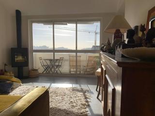 Sunny apartment with amazing view - 9