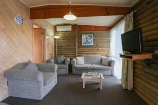 Lazy Acre Log Cabins - Lakes Entrance - 9
