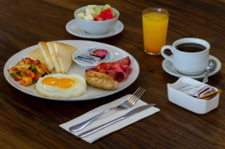 PrimeBiz Hotel Kuta - Kuta - 8