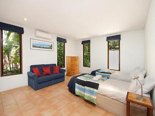 Byron Bay Accom Unit 2 9 Marine Parade, Wategos Beach - Beachbound - Byron Bay - 4