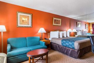 Econo Lodge Jacksonville near Little Rock Air Force Base - 4