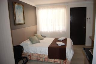 Civic Motor Inn - Cowra - 9