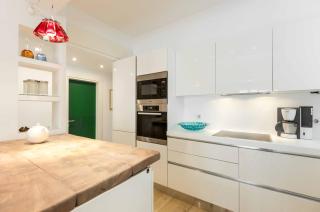 Stylish 3-Bedroom Apartment & Terrace - Tessalónica - 5