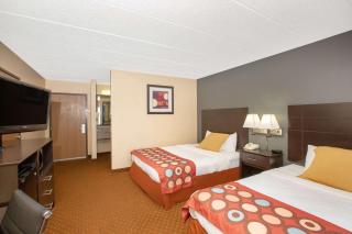 AmericInn by Wyndham Coralville - Coralville - 3