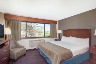AmericInn by Wyndham Hutchinson - Hutchinson - 6