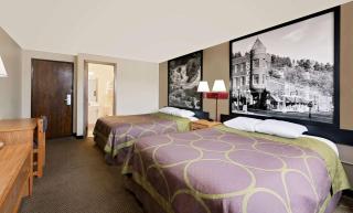 Super 8 by Wyndham Spearfish - Spearfish - 5