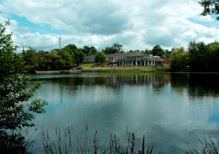 Inn On The Lake - Gravesend - 4