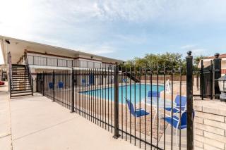 Motel 6-San Antonio, TX - South WW White Rd - San Antonio - 3