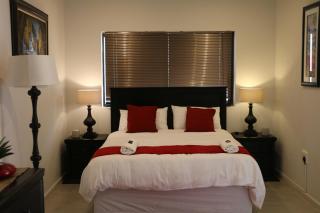 Millennium Body Guards Guesthouse - 8