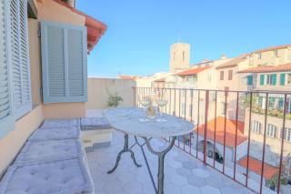 CLT - UNIQUE Duplex & Terrace on the Provencal market - Antibes - 0