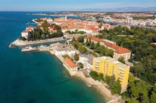CAISA Classic Beachfront Apartment - Zadar - 6