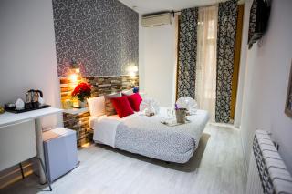 Hostal Adis - Madrid - 8