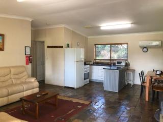 Country Cottages of Bridgetown - 7