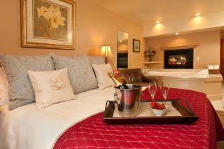Inn on The Creek - Jackson - 3