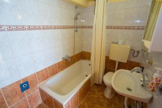 Studio Baska Voda 6761b - 2