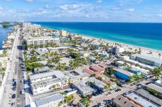 Cozy 1 BR w Parking Space 5 Close to the Beach - Hollywood - 0