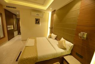 Hotel RR 62-Jaipur City Centre Hotel - Jaipur - 7