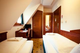 Hotel Fortna - Chrudim - 7